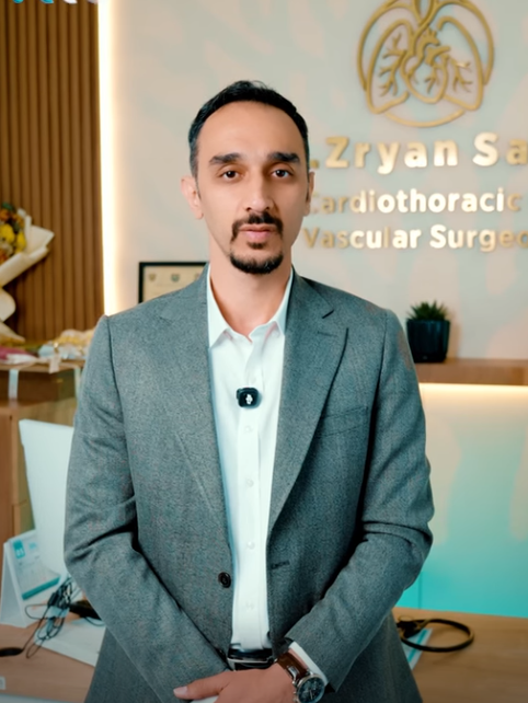 د. زریان سالار پسپۆڕی نەشتەرگەری دڵ و سنگ و بۆرییەکانی خوێن