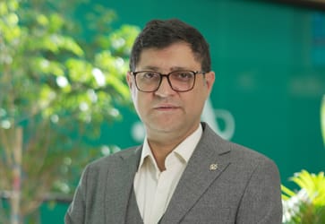 🧑‍⚕️ Dr. Salih Rezayi: Brain, Nerve, and Spinal Surgery Specialist